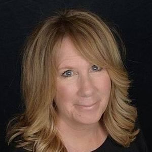 Meet your Posher, Lynn